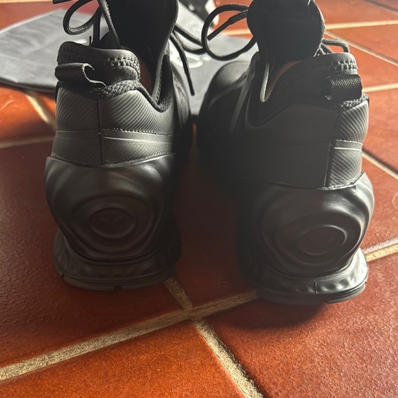 Sneakers black leather New* - Picture 5 of 9